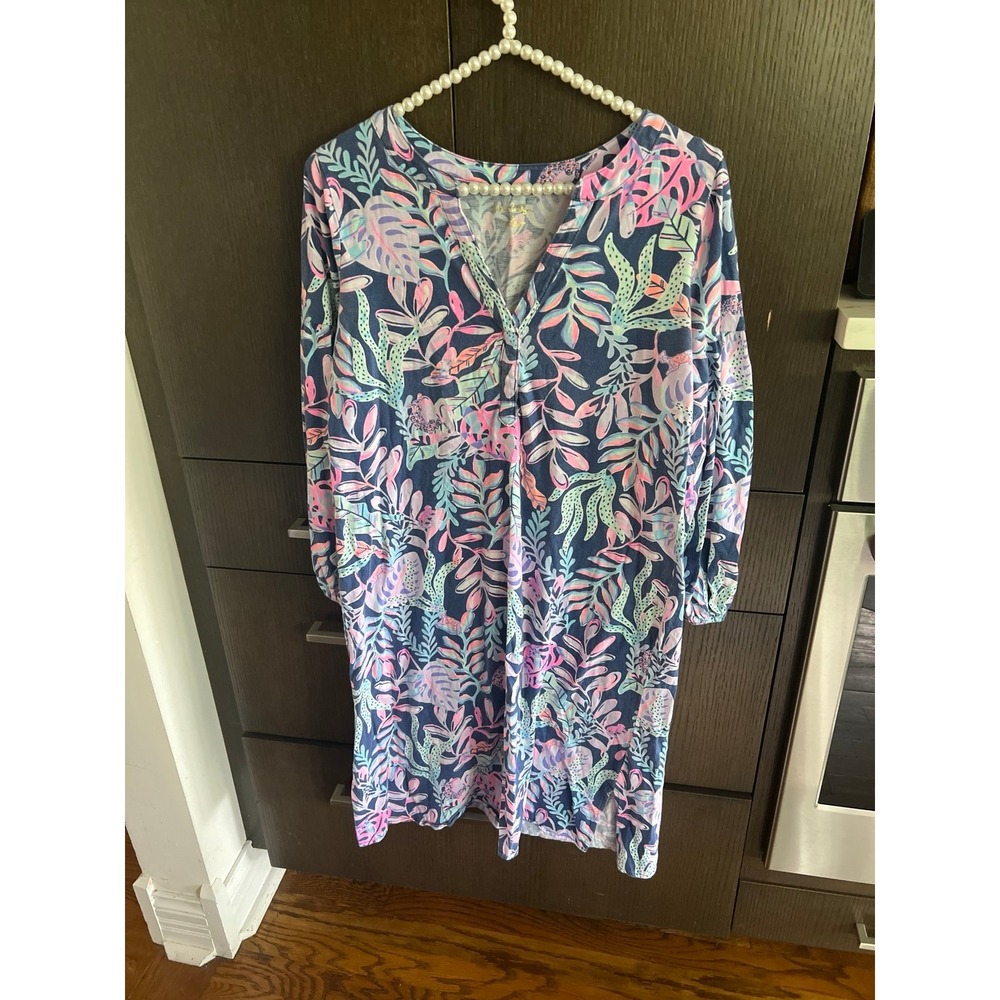 Lilly pultizer women's shirt XS